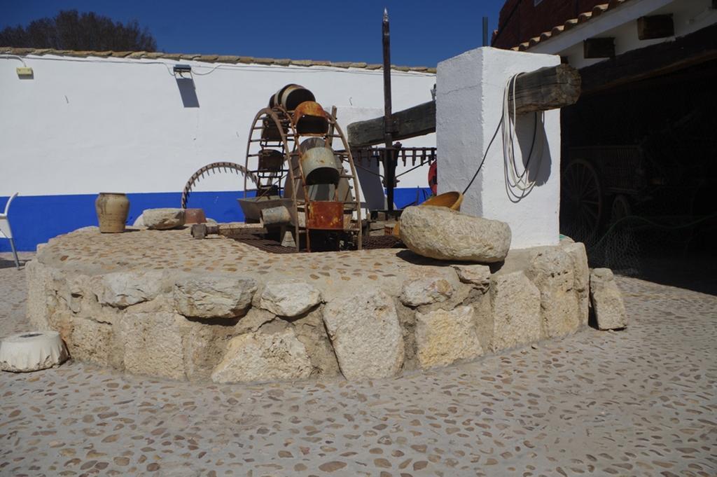 Hospederia Casa De La Torre Guest House El Toboso Exterior photo