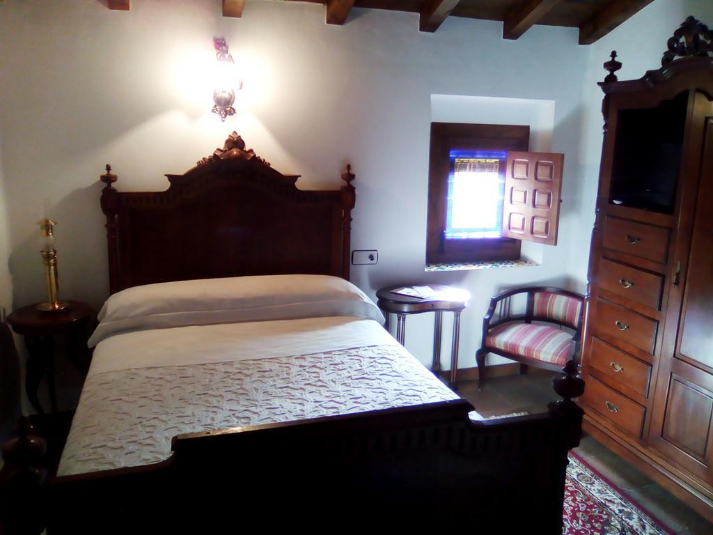 Hospederia Casa De La Torre Guest House El Toboso Exterior photo